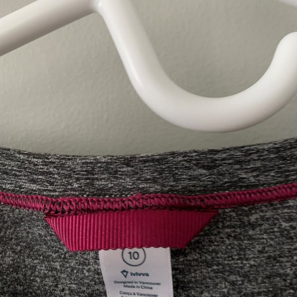 Ivivva Long Sleeve Top - Picture 4 of 5